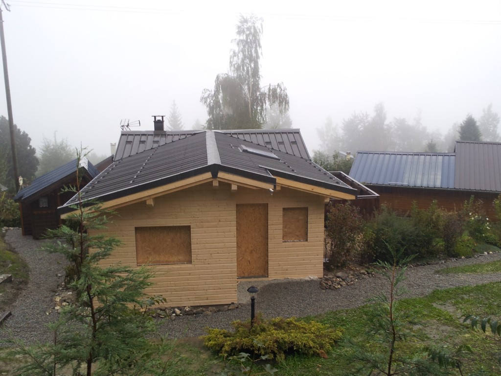 MV TOITURE –Pose de velux et isolation des combles lyon (69) Couverture de toit